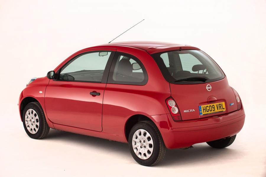  Nissan Micra 3-Door (K12C) 2007 года  (UK) (фото 2 из 12)